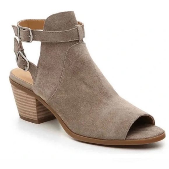 Lucky Brand Shoes - NWOT LUCKY BRAND Bain Heels, Tan Leather Open Peep Toe Open Back Buckle Boho 7.5